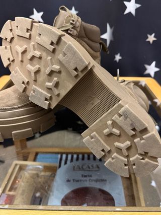 Botines Zara Talla 38 Beige/Marrón