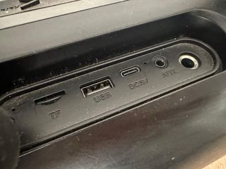 Altavoz Avenzo Bluetooth Negro y Azul