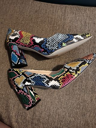 Zapatos de tacón punta fina multicolor
