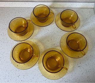 Servizio 6 Tazze e 6 Piattini Vetro vintage