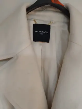 Abrigo Guess Blanco Talla M