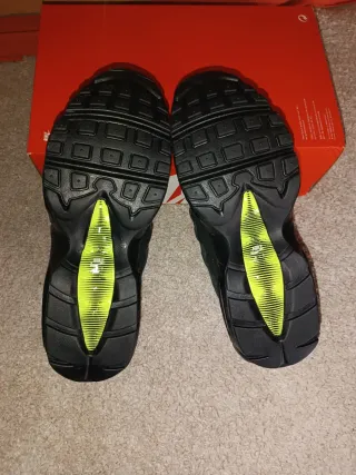 Nike Air Max 95 Volt