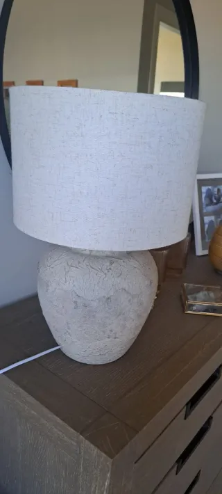 Lámpara de mesa papel y ceramica