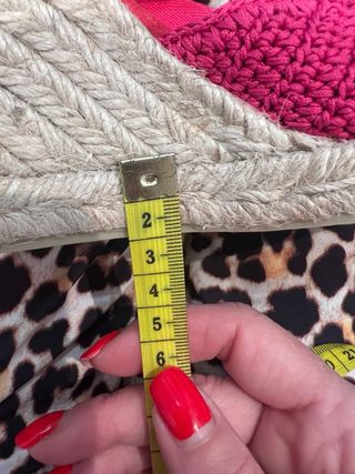 Alpargatas de cuña crochet castañer