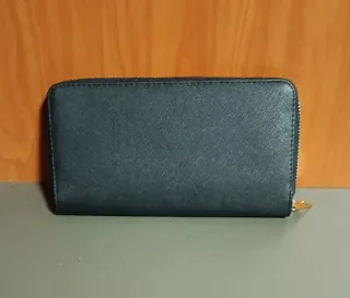 Cartera Negra con Cremallera 20 x 11 cm