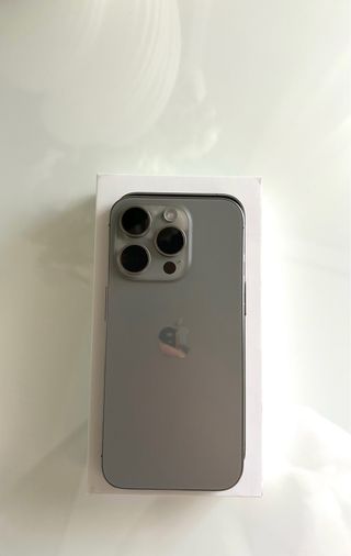 iPhone 15 Pro 128GB Titanio Natural