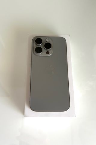iPhone 15 Pro 128GB Titanio Natural