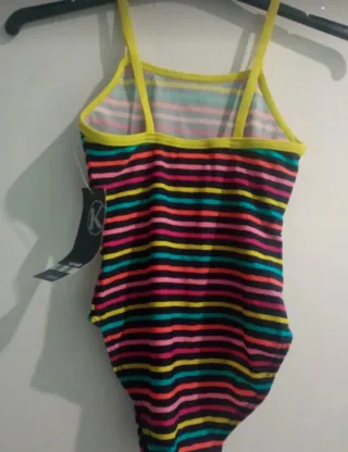 Bañador Kiabi niña rayas 5 años