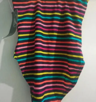 Bañador Kiabi niña rayas 5 años