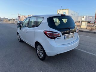 Opel Meriva 2016