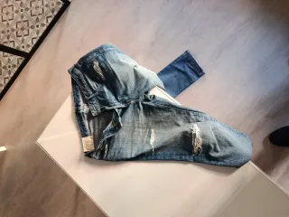 Vaqueros Abercrombie & Fitch Talla L-XL Rotos