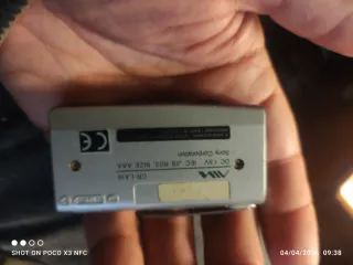 Radio Aiwa FM Stereo DSL Plata