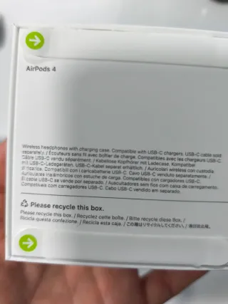 Airpods 4 Apple Blancos nuevos.