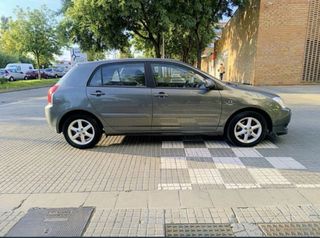 Toyota Corolla 2003 2.0D 116cv
