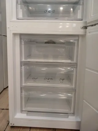 Nevera Candy No Frost con Garantía