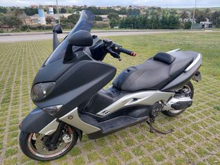 Yamaha TMAX 500 Edición BLAKMAX