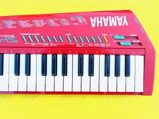 Yamaha SHS-10 Keytar Vintage 80' Midi Keyboard