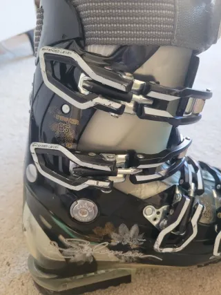 Botas de esquí Salomon Idol 85 Cs Mujer talla 24.