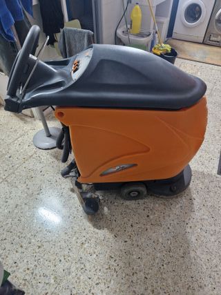 Máquina Fregadora 755E Tasky Profesional