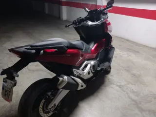 Honda Forza 750 - Maxi Scooter Automática