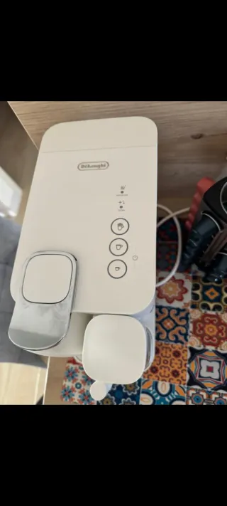 Cafetera Nespresso DeLonghi Cápsulas