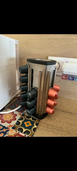 Cafetera Nespresso DeLonghi Cápsulas