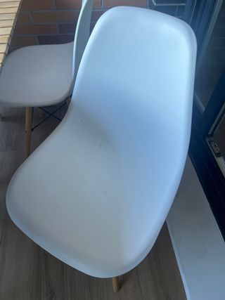 Mesa de exterior con 4 sillas