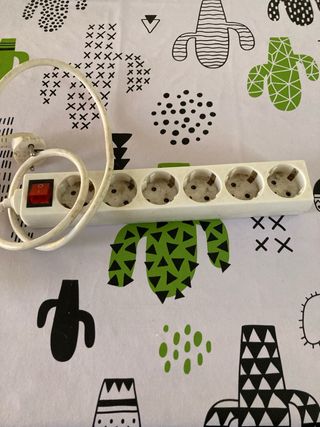 Regleta 5 enchufes con interruptor
