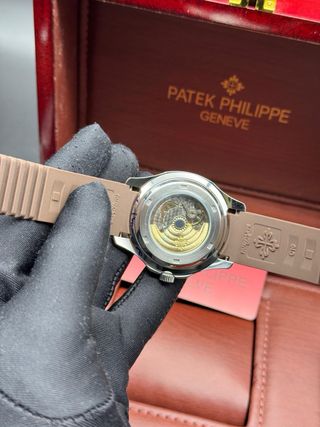 Reloj Patek Philippe Negro y Plateado