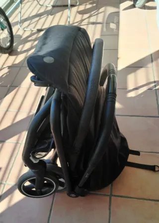Sillita de paseo negra