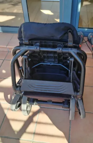 Sillita de paseo negra