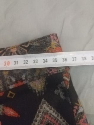 Pantalón estampado Zara talla S nuevo
