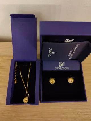 Conjunto Swarovski Collar y Pendientes nuevo