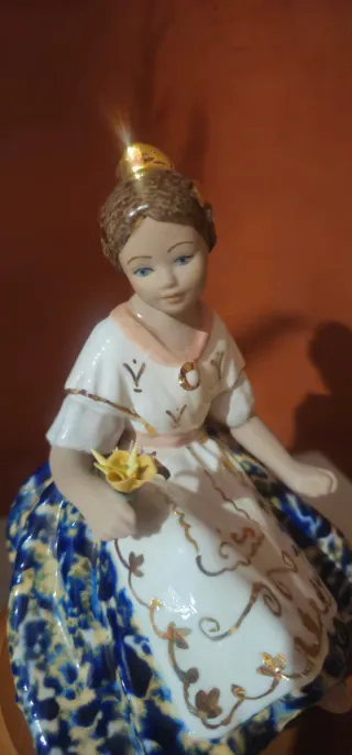 Figura Fallera Cerámica P.Artísticas Turis