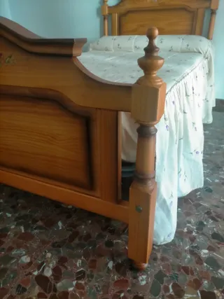 Cama juvenil de madera