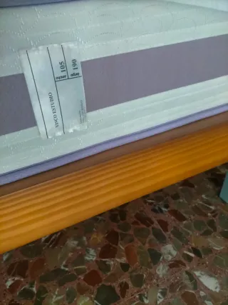 Cama juvenil de madera