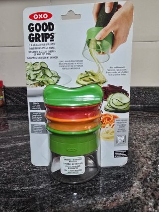 Espiralizador Verduras Oxo + Molde Hamburg Lekué