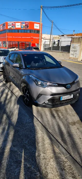 Toyota chr 1.8 advance 2019