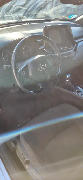 Toyota chr 1.8 advance 2019