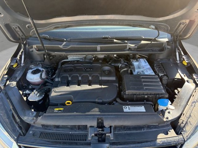 Volkswagen Touran Advance 1.6 TDI 85 kW (115 CV) BMT DSG 7 vel. 7 plazas