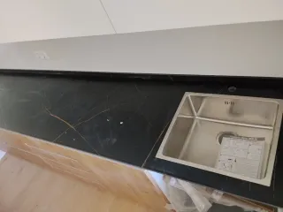 Encimeras de piedra y madera