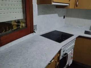 Encimeras de piedra y madera