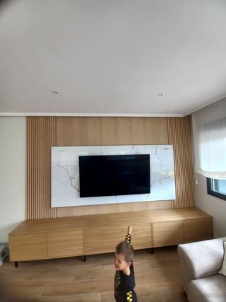 La mancha pintura y revestimiento