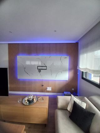 La mancha pintura y revestimiento