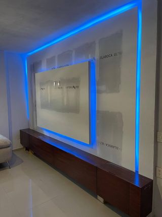 La mancha pintura y revestimiento