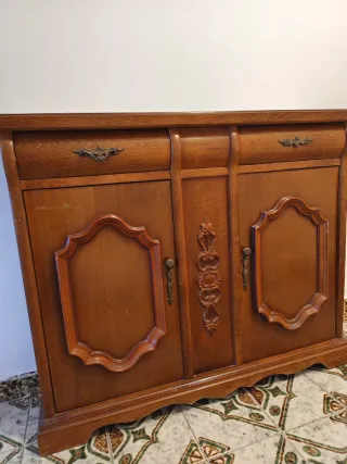 Mueble recibidor clásico madera