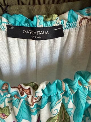 Completo donna: camicetta fantasia e pantaloni