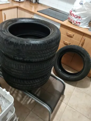 4 neumáticos 225/55/r17 H104
