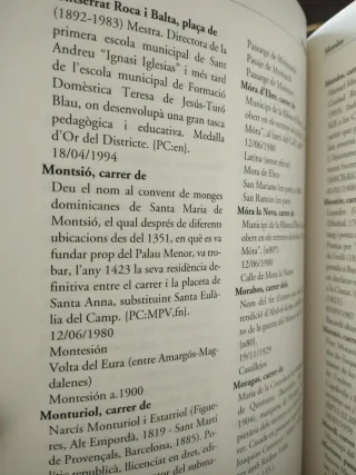 Diccionari nomenclator de les vies publiques de...