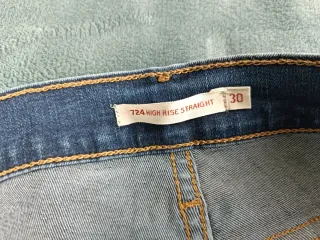 Levi’s 724 High Rise Straight Premium W30 L34 (44